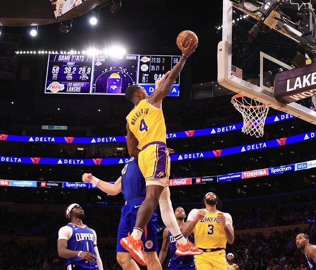 百家乐官网-【现场】洛城怪味德比：湖人困于死穴 快艇令人期待