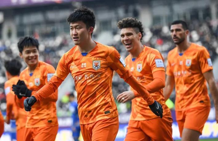 百家乐官网-鲁能为何本赛季阵容补强至今零引援,背后原因找到了,引发热议